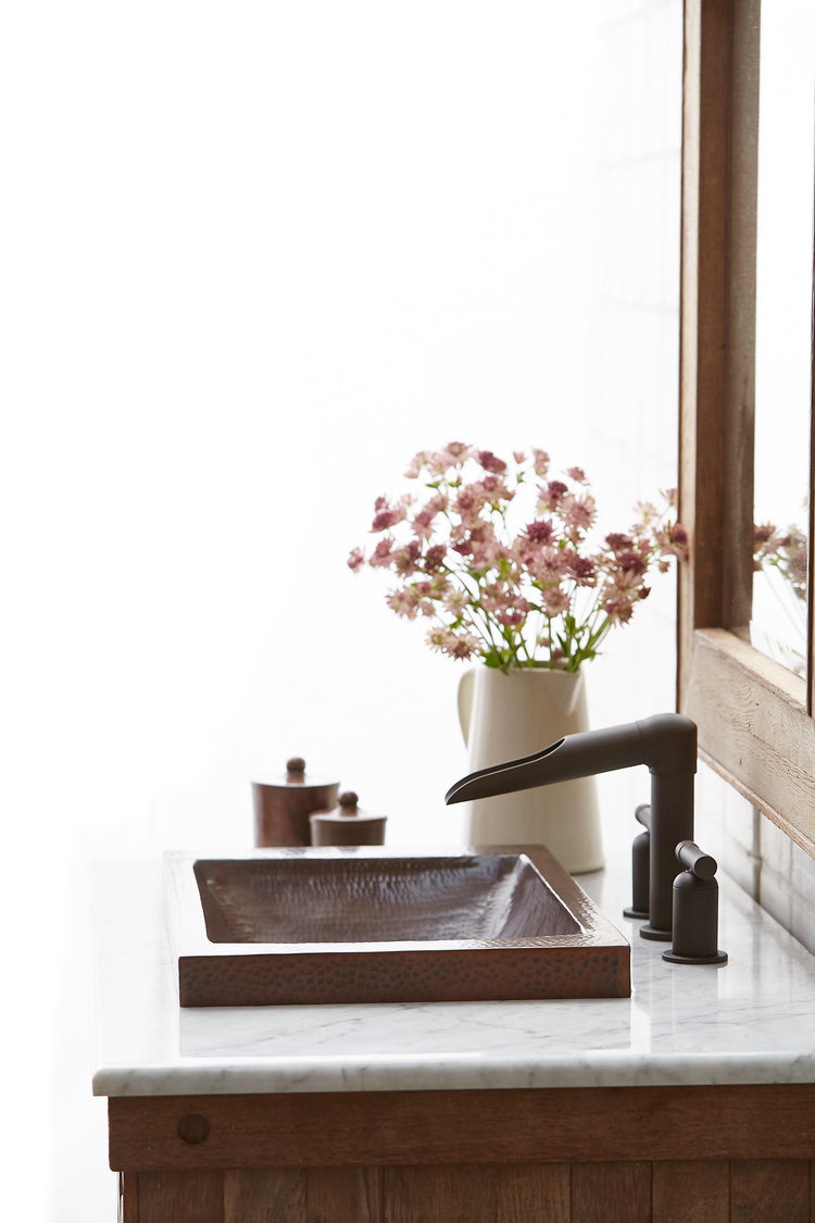Bathroom Faucets for the Lavatory