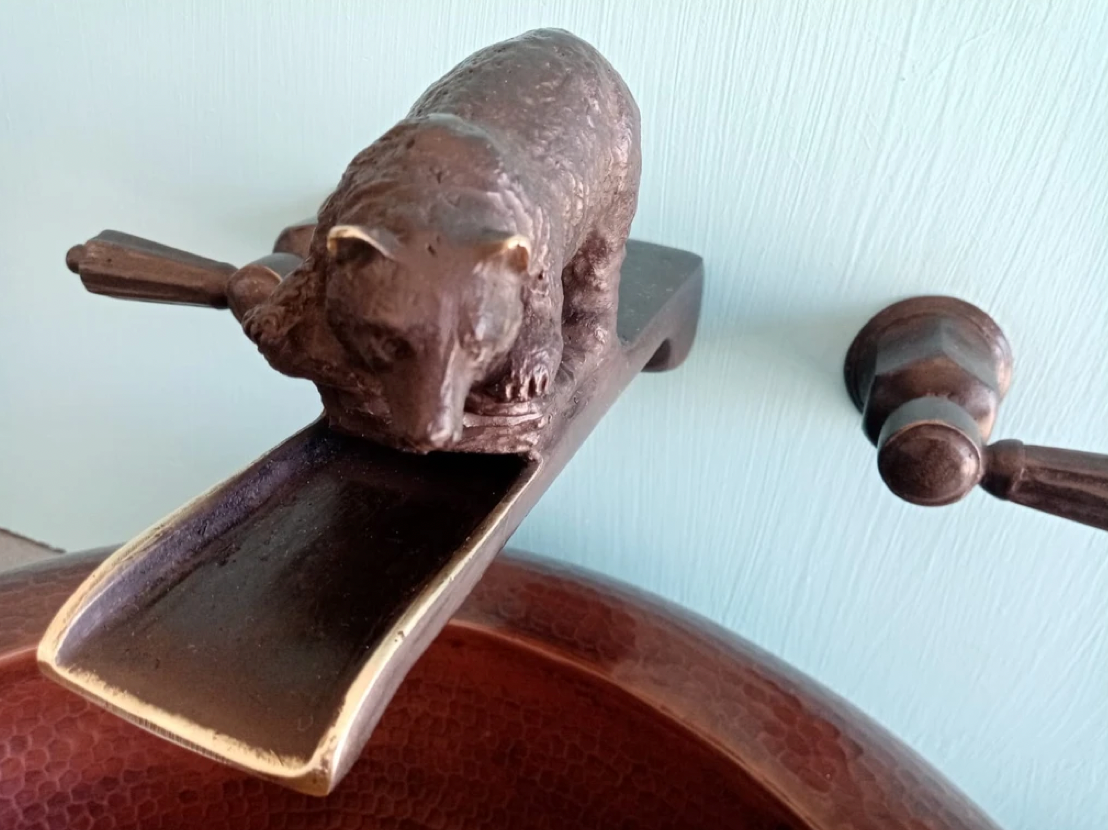 Bronze Bear Waterfall Faucet