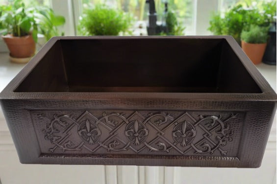 33" Diamond Design Copper Farmhouse Sink