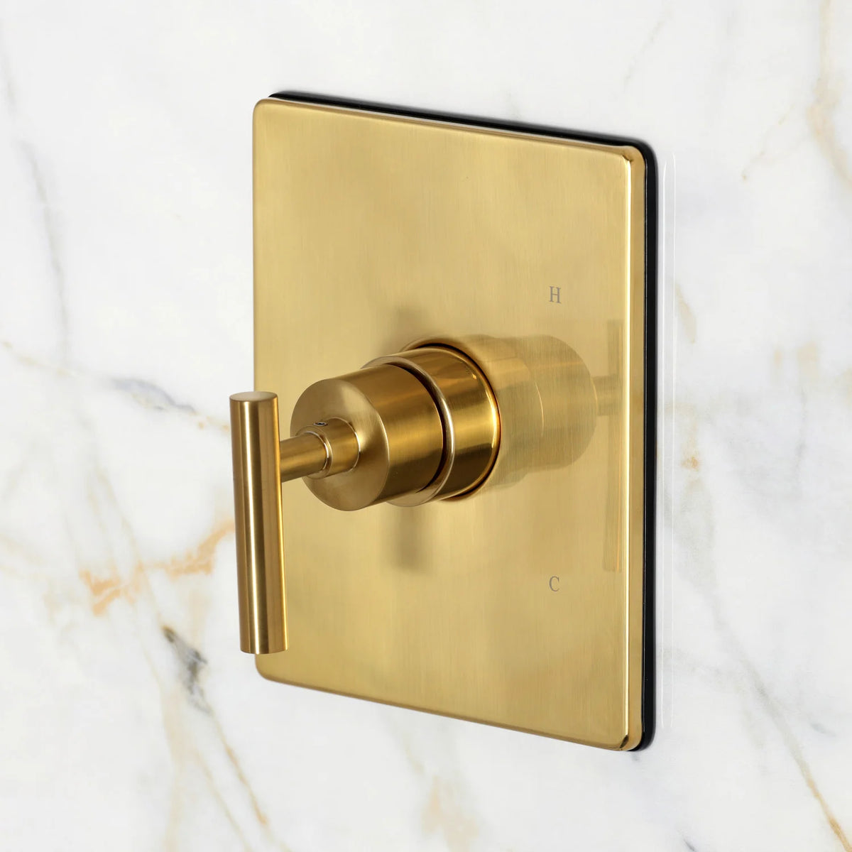 Manhattan Single-Handle Pressure Balanced Shower Faucet