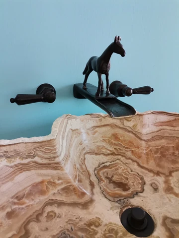 Bronze Horse Waterfall Faucet